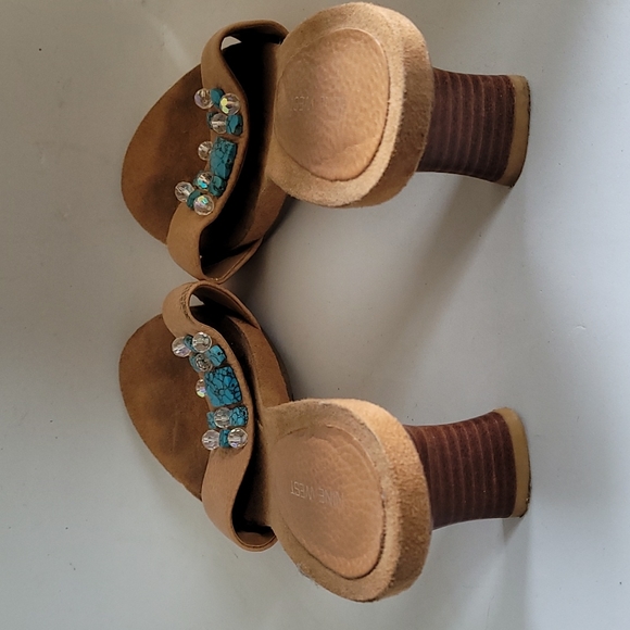 Nine West 2" slip on heels - Picture 3 of 4